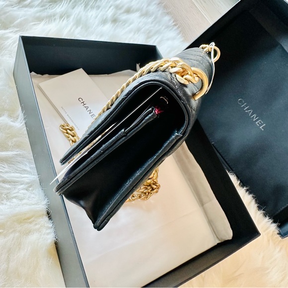 CHANEL CAMELLIA WOC (w Adjustable Chain) - Picture 13 of 16